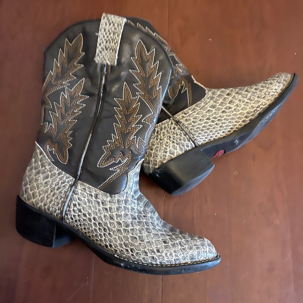 Durango cowboy boot size 11/12